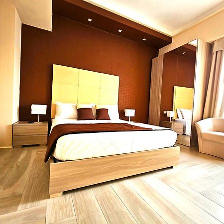 Astoria Boutique Suites Lecce Luaran gambar